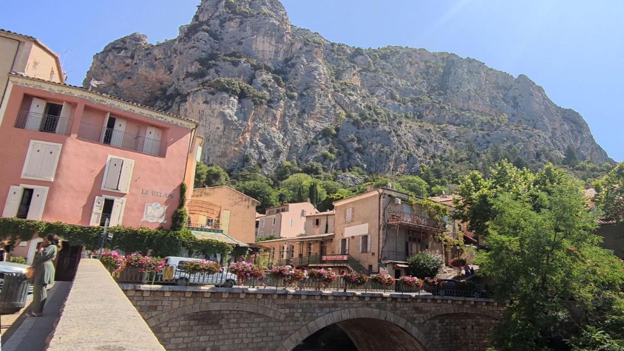 Tikayan La Celestine Beynes (Alpes-de-Haute-Provence)